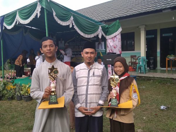 Juara 2 Putra Lomba Ceramah Tingkat SMA/ MA dalam Rangka Memperingati Ulang Tahun PPNI