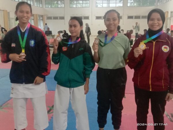 Meraih 1 Mendali Perunggu O2SN Jenjang SMA/MA dan SMK Tingkat Kabupaten Bangka Tahun 2024 Cabor Karate